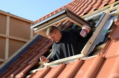 Pose de fenêtres de toit Velux à Gosnay